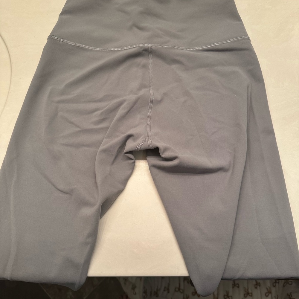 Lululemon Gray High-Waisted Leggings